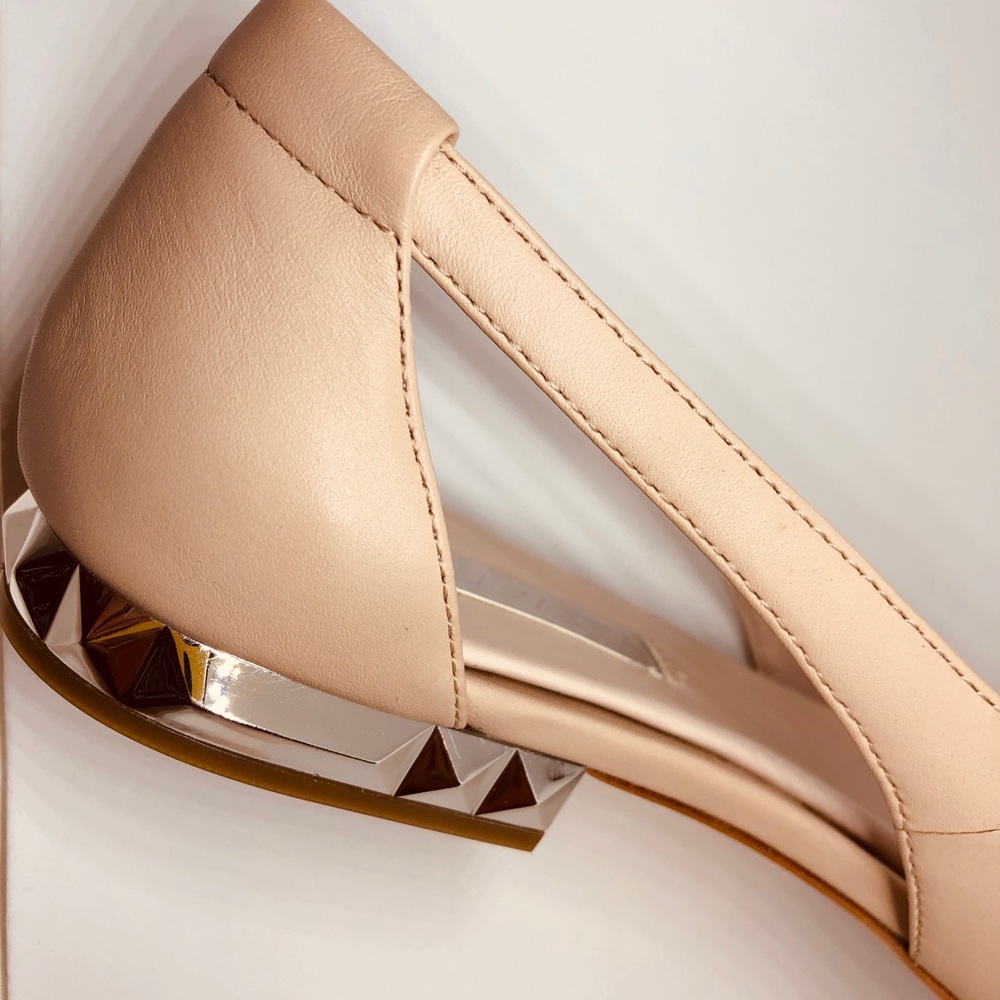 BCBGMAXAZRIA women flat shoes - Picture 6 of 7